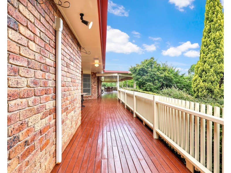 14 Bowtell Drive, Highfields QLD 4352