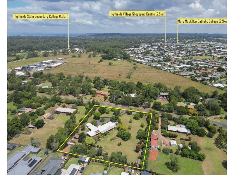 14 Bowtell Drive, Highfields QLD 4352