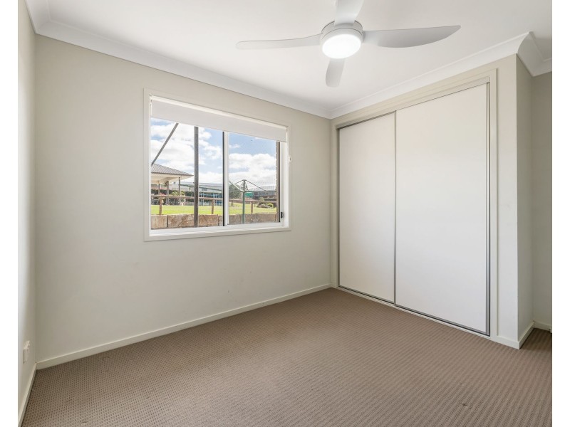 28 Phipps Drive, Meringandan West QLD 4352