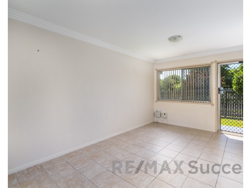 2/1 Seaton Street, South Toowoomba QLD 4350