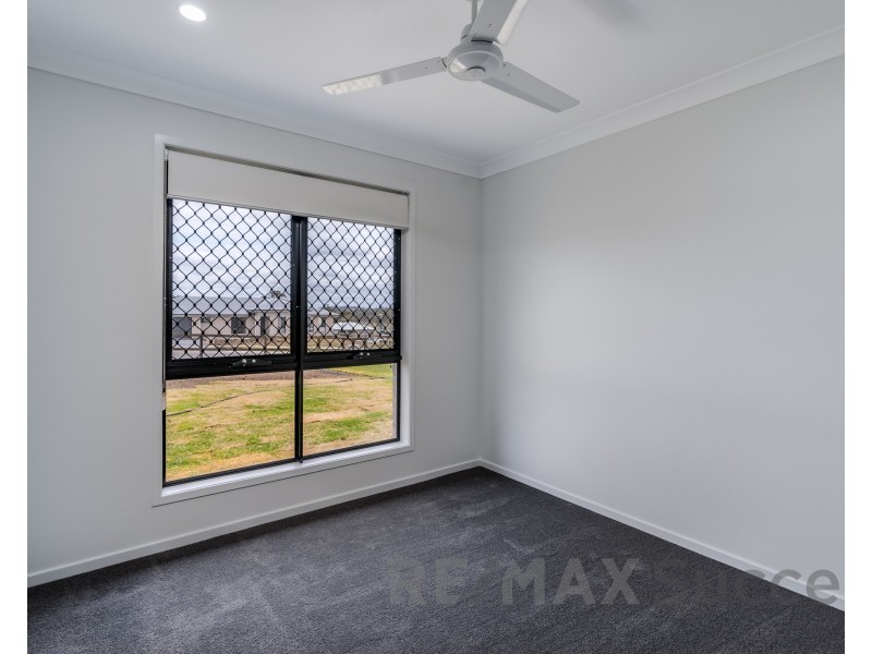 16 Aquila Drive, Meringandan West QLD 4352