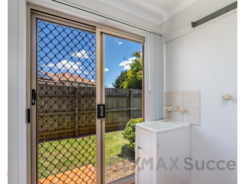 4 Audrey Court, Middle Ridge QLD 4350