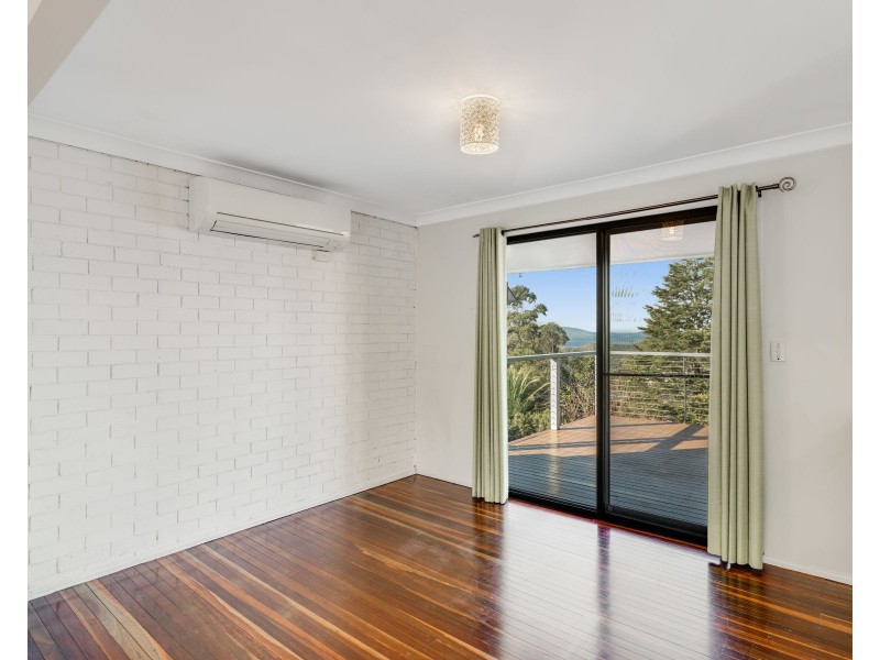 10 Skyline Drive, Blue Mountain Heights QLD 4350