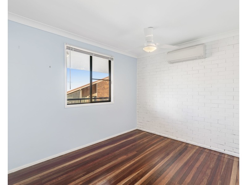 10 Skyline Drive, Blue Mountain Heights QLD 4350