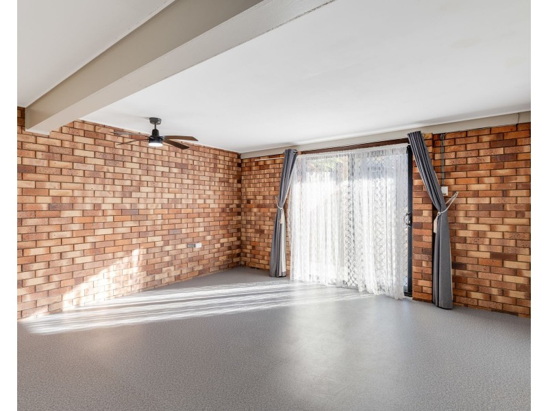 10 Skyline Drive, Blue Mountain Heights QLD 4350