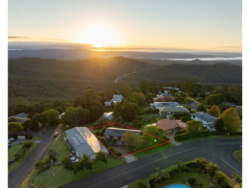 10 Skyline Drive, Blue Mountain Heights QLD 4350
