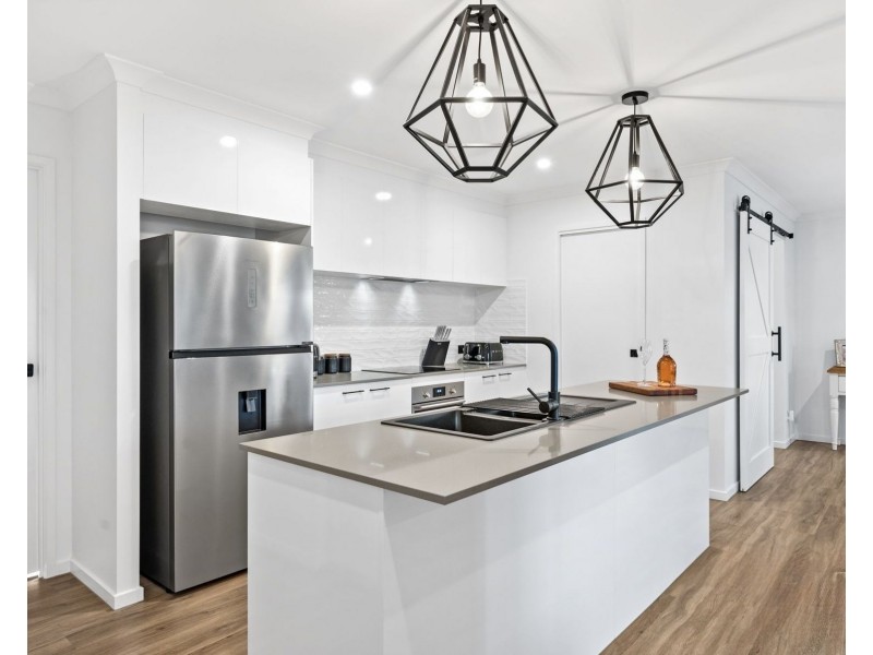 23 Hastings Avenue, Plainland QLD 4341