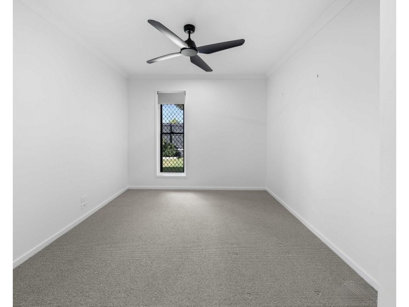 23 Hastings Avenue, Plainland QLD 4341