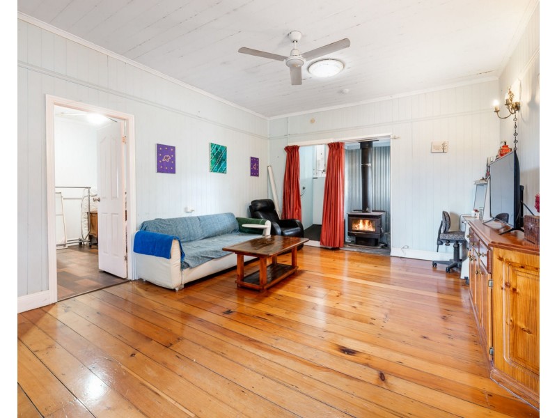 3 Penfolds Road, Murphys Creek QLD 4352
