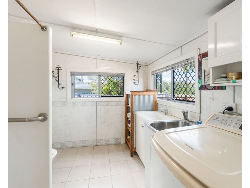 3 Penfolds Road, Murphys Creek QLD 4352
