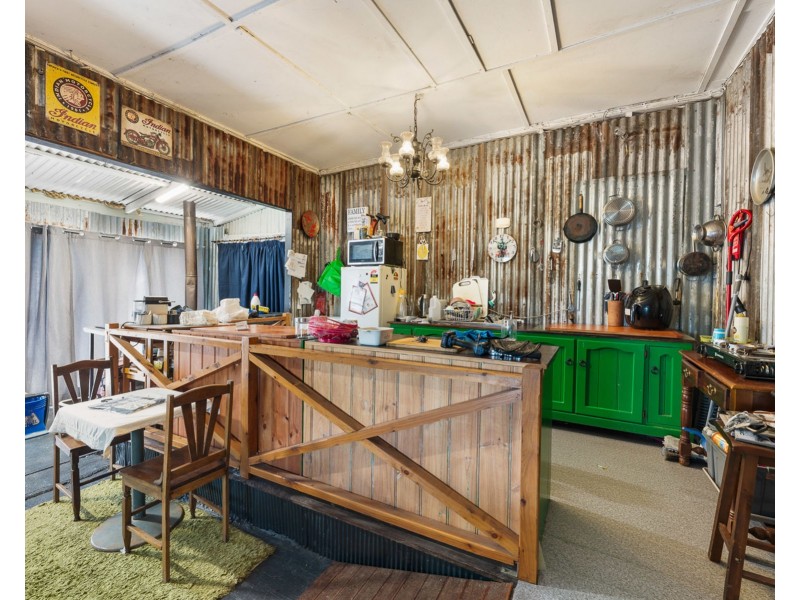3 Penfolds Road, Murphys Creek QLD 4352