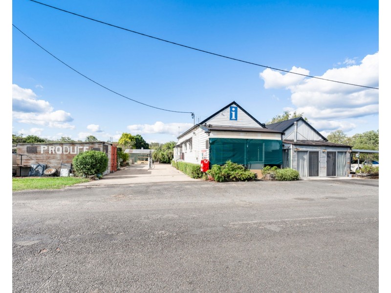 3 Penfolds Road, Murphys Creek QLD 4352