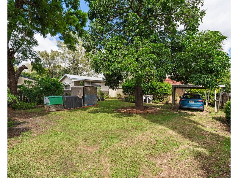 15 Railway Street, Helidon QLD 4344