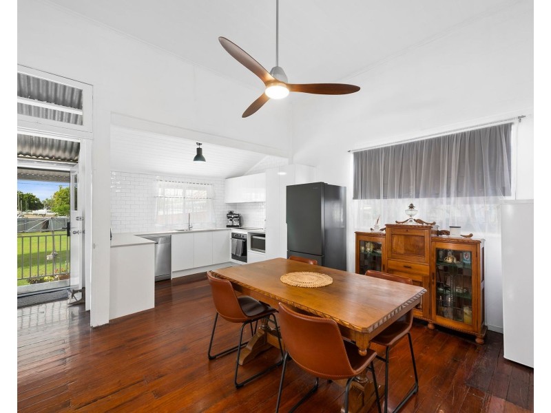 10 Robert Street, Forest Hill QLD 4342