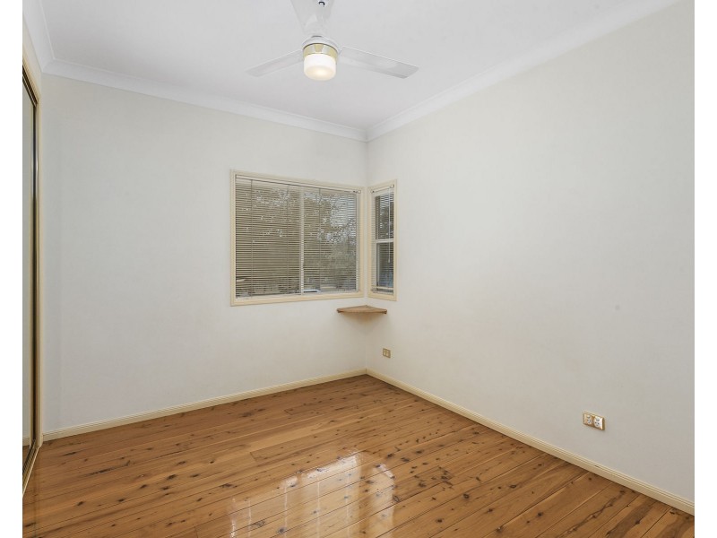 58 Hogg Street, Rockville QLD 4350