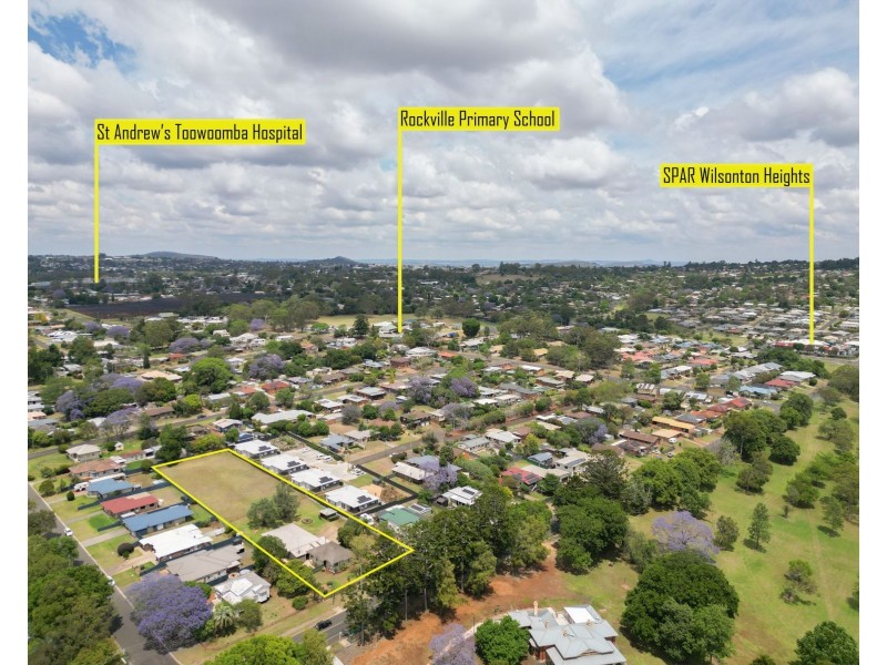 58 Hogg Street, Rockville QLD 4350