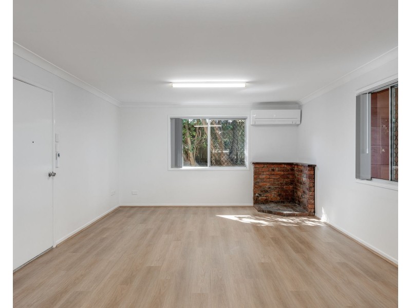 610 Greenwattle Street, Newtown QLD 4350