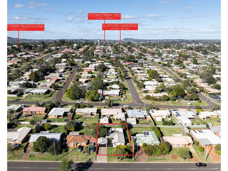 610 Greenwattle Street, Newtown QLD 4350