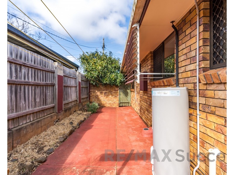 1/39 Crotty Street, Centenary Heights QLD 4350