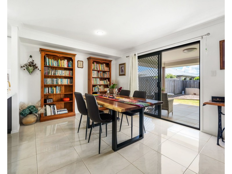 14 Vinnicombe Street, Kearneys Spring QLD 4350
