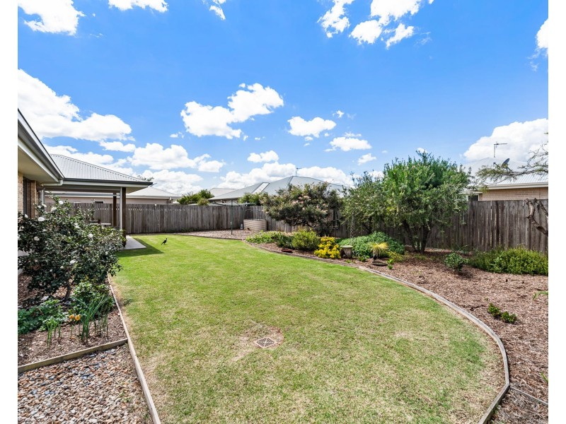 14 Vinnicombe Street, Kearneys Spring QLD 4350