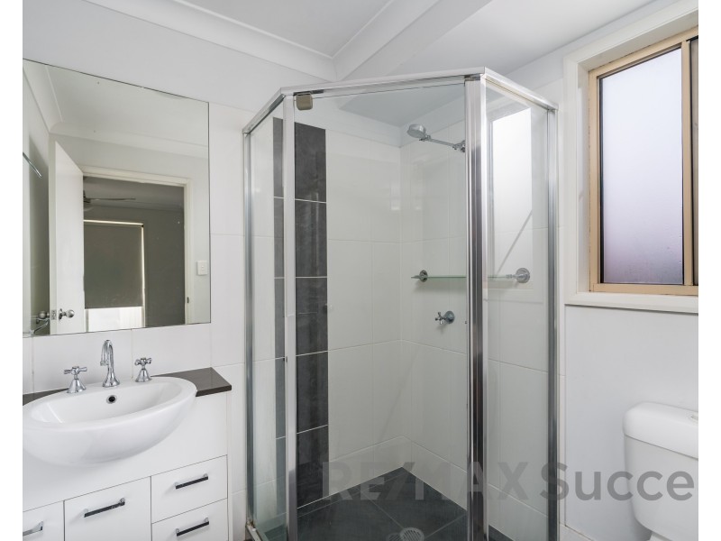 1/7 Northpoint Avenue, Harlaxton QLD 4350