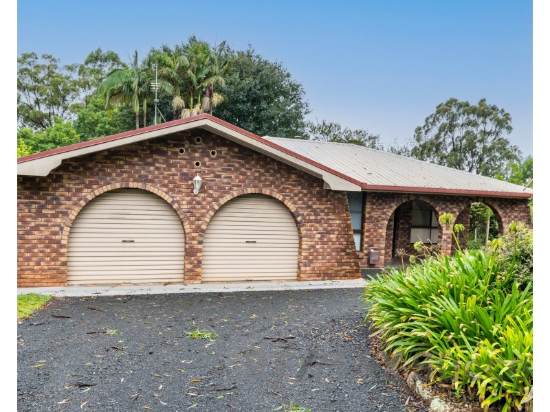 6 Blue Gum Drive, Highfields QLD 4352