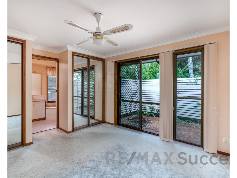 6 Blue Gum Drive, Highfields QLD 4352