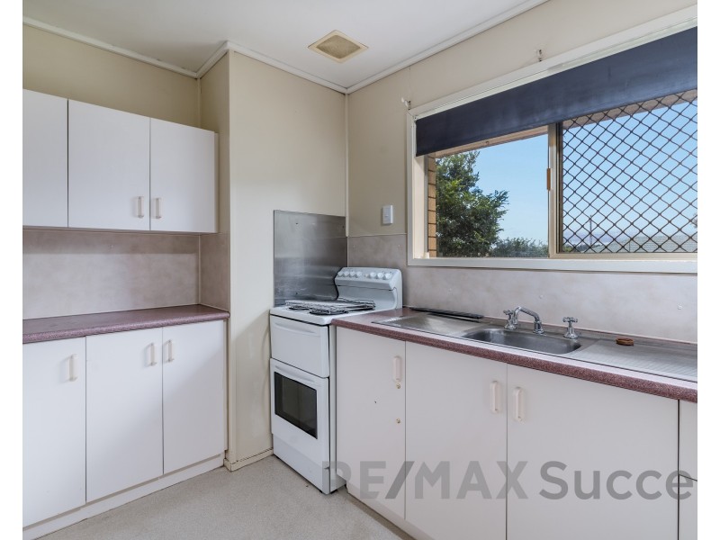 7 Kenora Court, Rockville QLD 4350