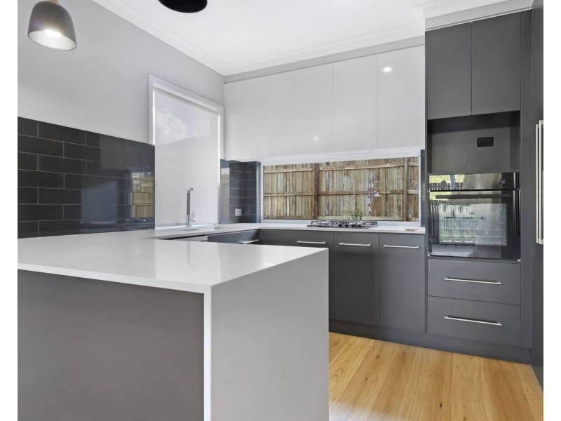 14 Heather Street, Kearneys Spring QLD 4350