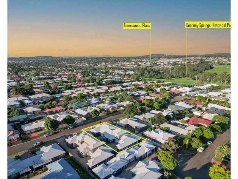14 Heather Street, Kearneys Spring QLD 4350