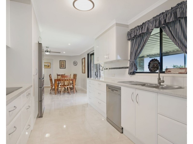 20 Isaac Street, Westbrook QLD 4350