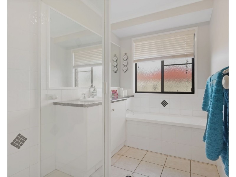 20 Isaac Street, Westbrook QLD 4350