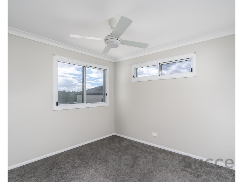 2/11A Pelican Drive, Rangeville QLD 4350
