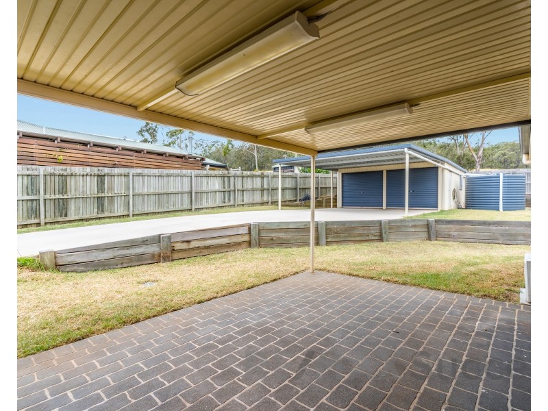 23 Schaefer Court, Westbrook QLD 4350