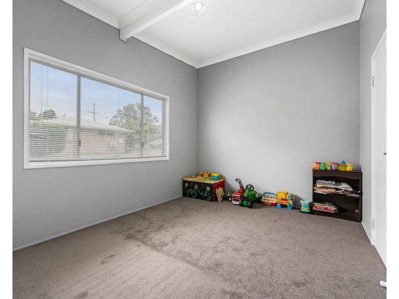 21 Daher Street, Goombungee QLD 4354