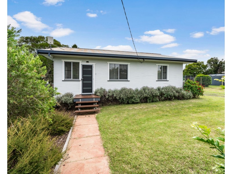 21 Daher Street, Goombungee QLD 4354
