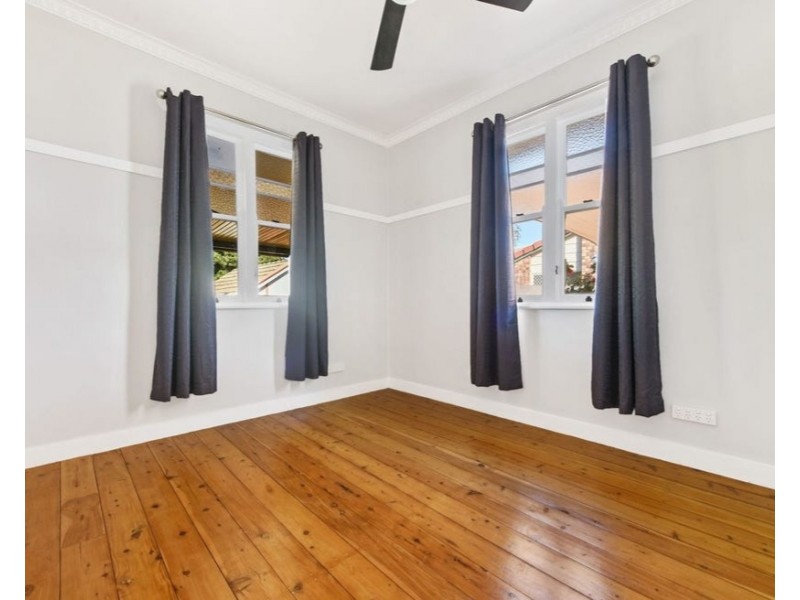 12a Goodwood Street, Newtown QLD 4350