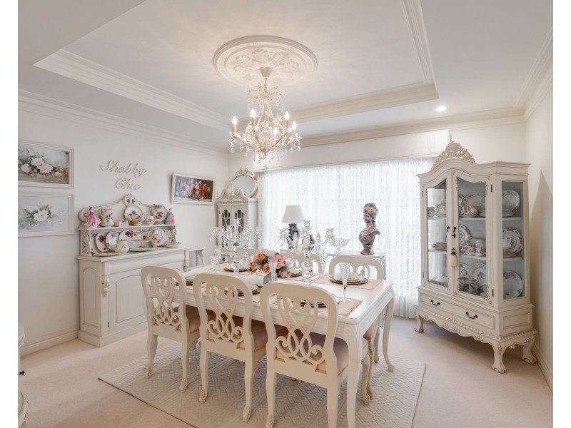 1 Spring Garden Court, Middle Ridge QLD 4350