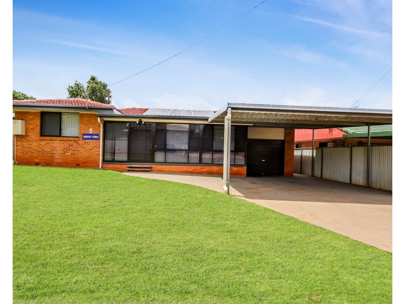 4 Englart Street, Wilsonton QLD 4350