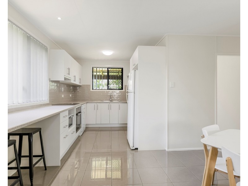 4 Englart Street, Wilsonton QLD 4350