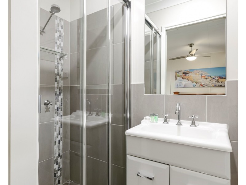 4 Englart Street, Wilsonton QLD 4350