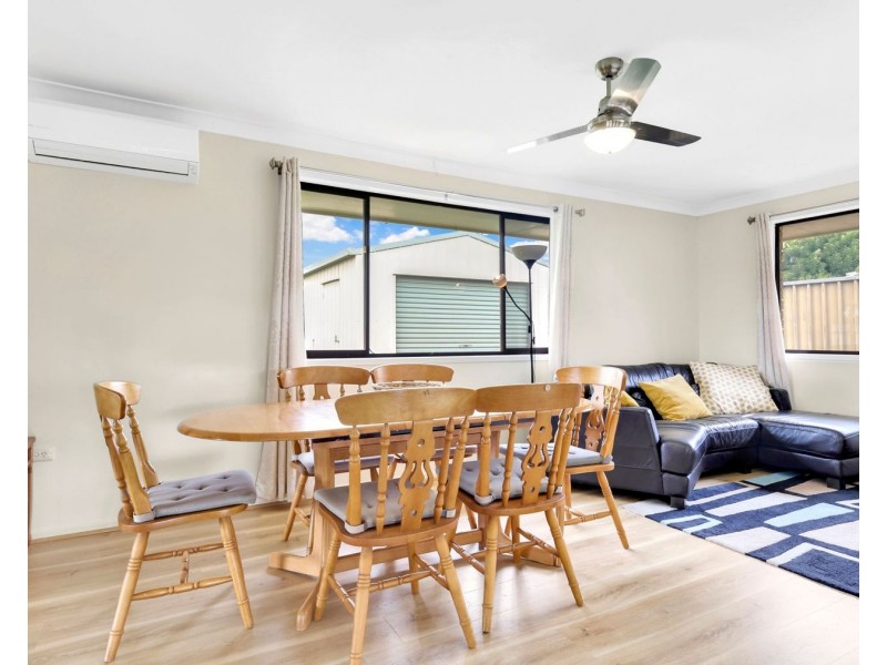 12 Jennifer Crescent, Darling Heights QLD 4350