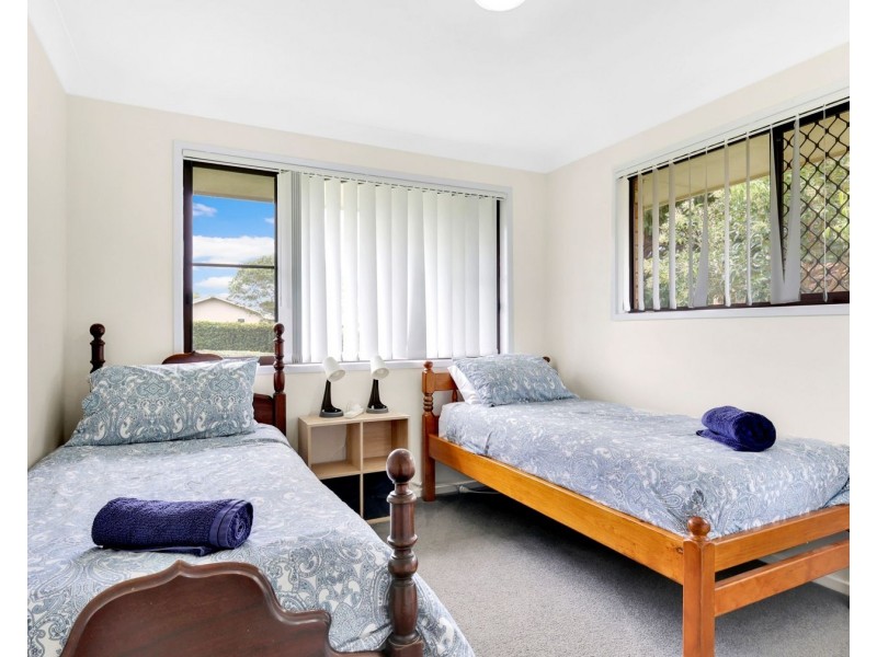 12 Jennifer Crescent, Darling Heights QLD 4350