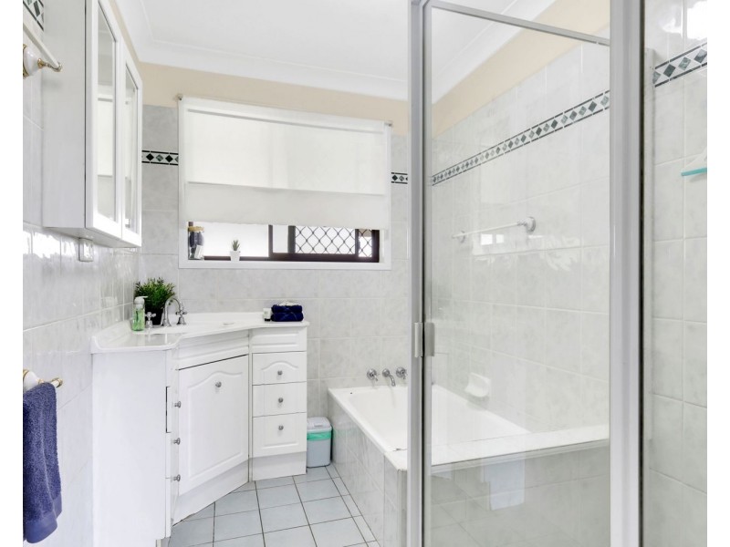 12 Jennifer Crescent, Darling Heights QLD 4350