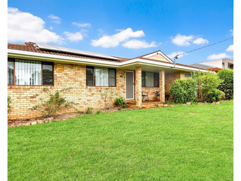 12 Jennifer Crescent, Darling Heights QLD 4350
