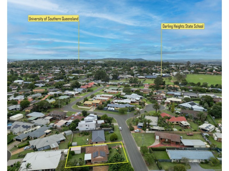 12 Jennifer Crescent, Darling Heights QLD 4350