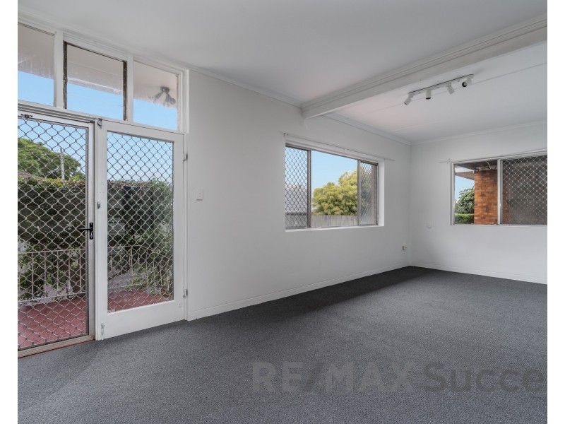 2/122a Russell Street, Toowoomba City QLD 4350