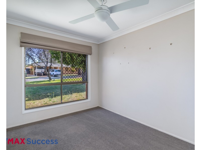 20 Hinkler Crescent, Wilsonton QLD 4350