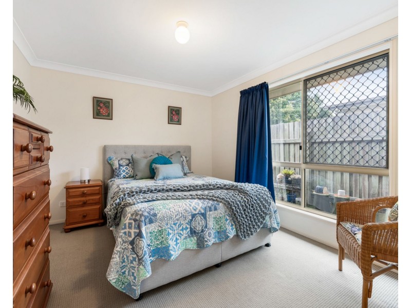 1/1 Meagan Close, Kearneys Spring QLD 4350